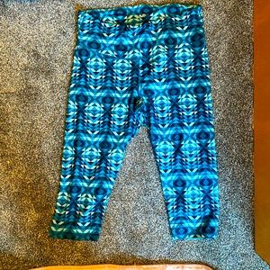 Women’s Old Navy leggings, size xxl, brand new no tags,Capri length